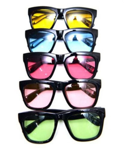 Retro Edge Tinted Sunglasses 95