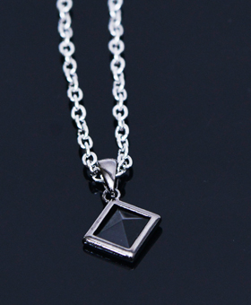 square black necklace 376