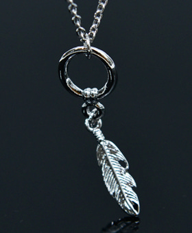 ring leaf necklace 400