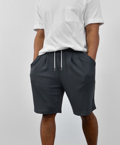 Comfortable Daily Pleated-Shorts 552